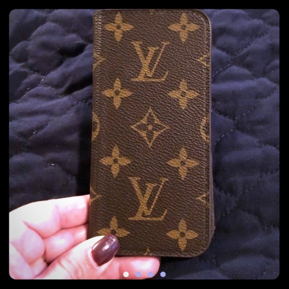Iphone 6 Louis Vuitton Case (Authentic)